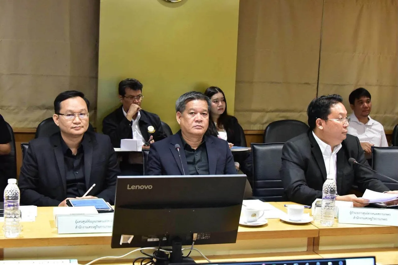 ศูนย์ข้อมูลเกษตรแห่งชาติหารือแนวทางการเชื่อมโยงข้อมูลรายบุคคล 👤 มุ่งยกระดับการวิเคราะห์ข้อมูล เพื่อเข้าใจความเป็นอยู่และศักยภาพการผลิตของเกษตรกรอย่างรอบด้าน